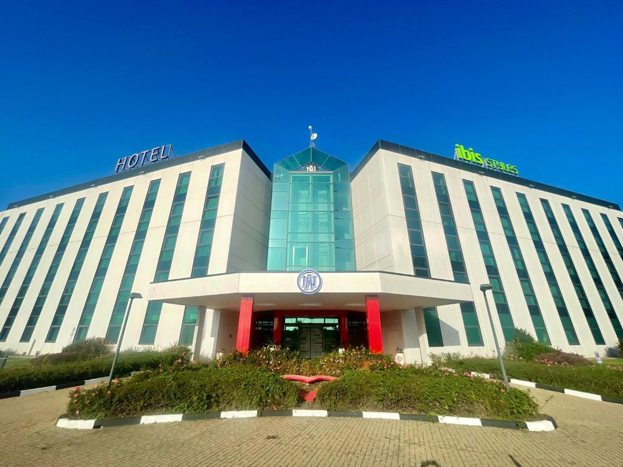 Ibis Styles Milano Est Settala Hotel Kültér fotó