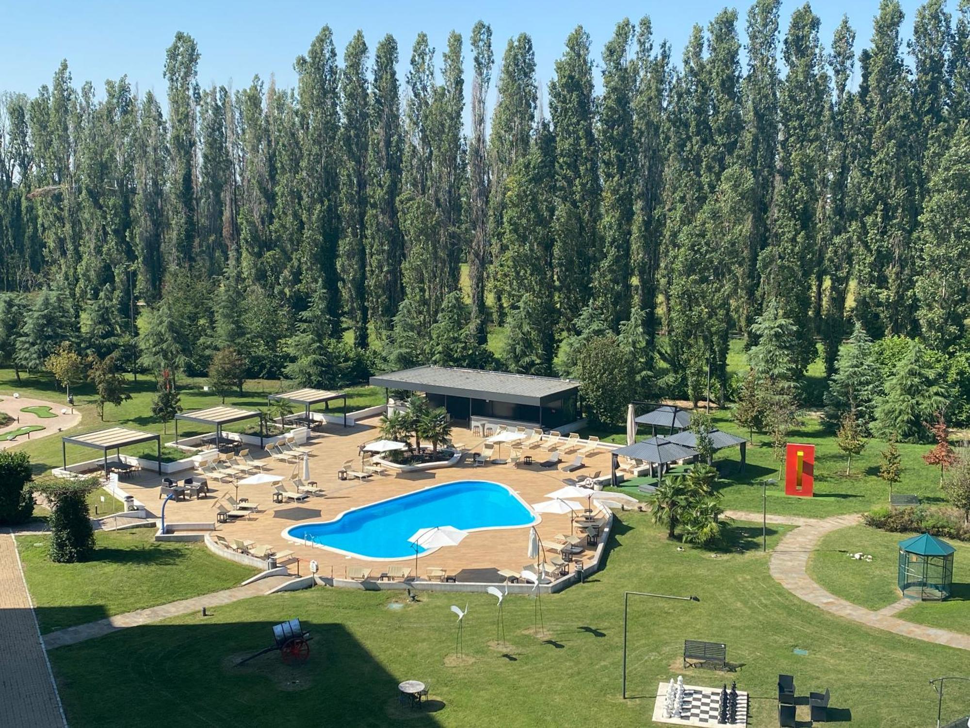Ibis Styles Milano Est Settala Hotel Kültér fotó
