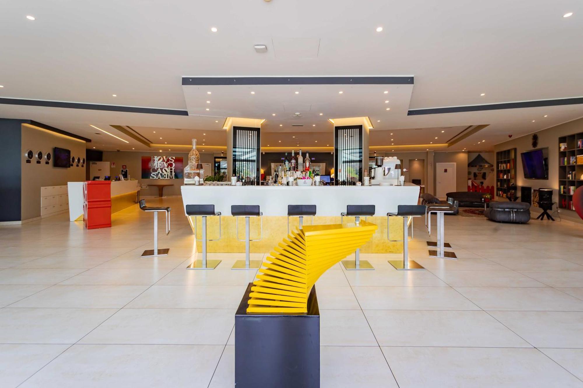 Ibis Styles Milano Est Settala Hotel Kültér fotó