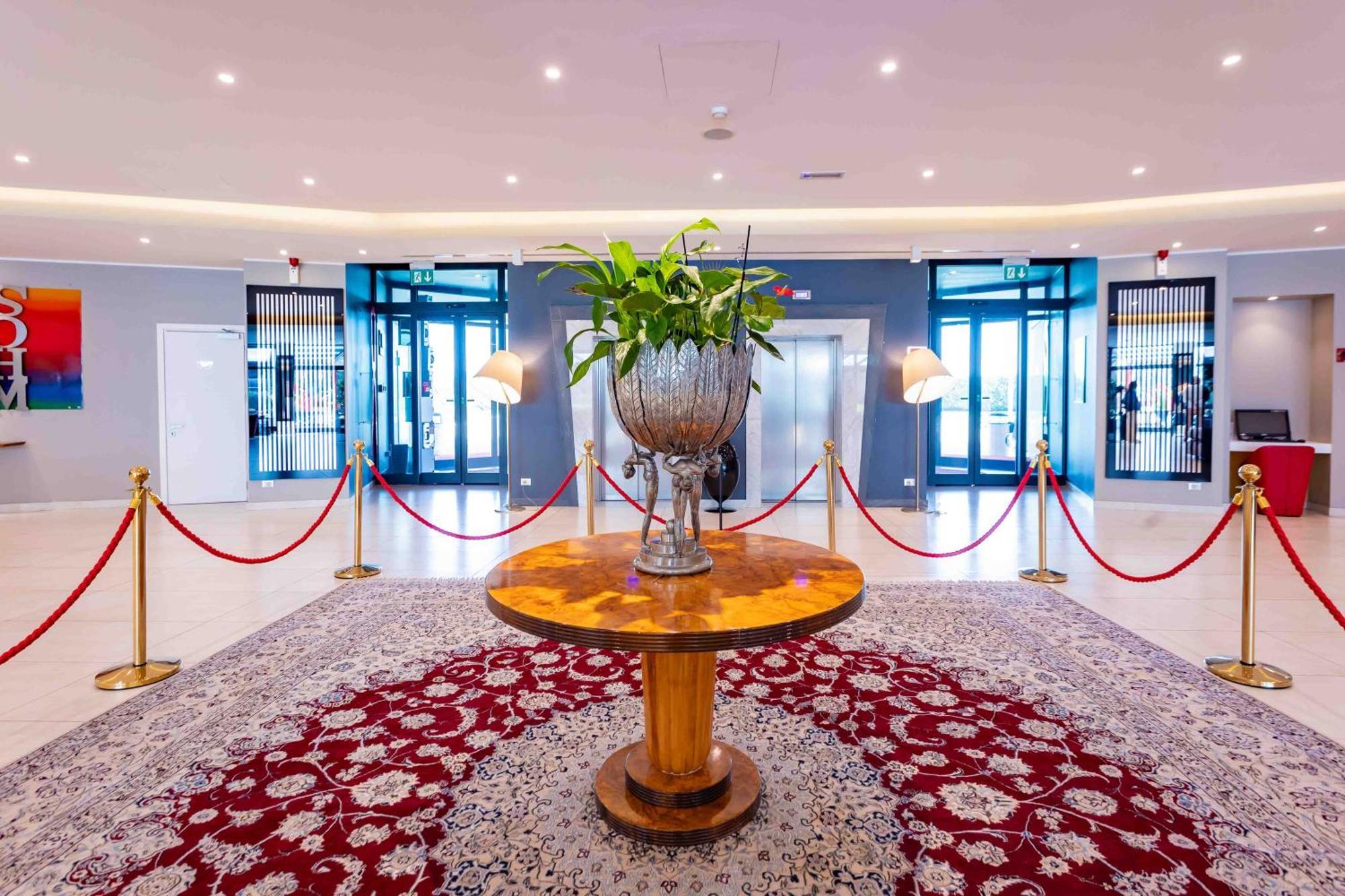 Ibis Styles Milano Est Settala Hotel Kültér fotó